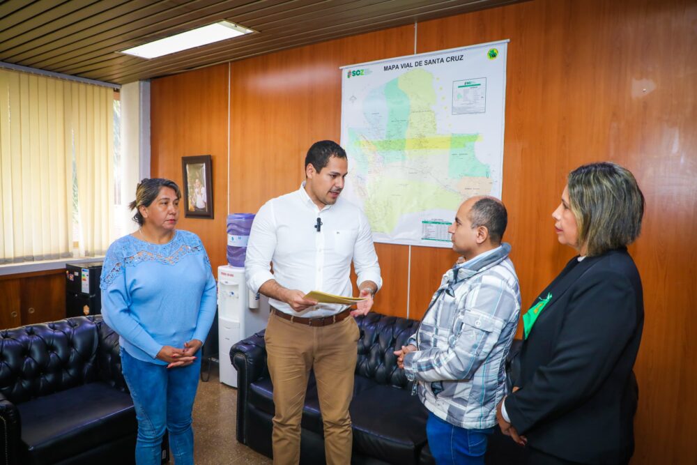 Entrega del proyecto de ley a la Asamblea Legislativa Departamental