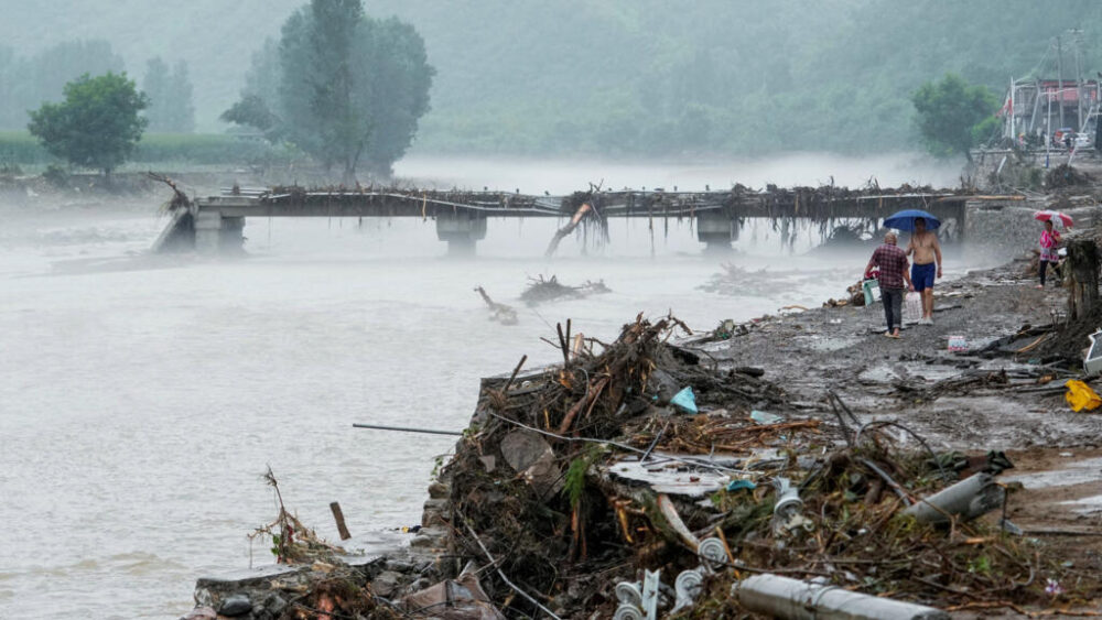 Las lluvias en China dejan decenas de muertos y evacuados