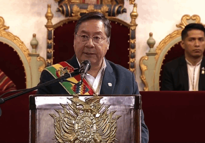 El presidente Luis Arce en la Sesión de Honor por el Bicentenario. / Foto: eju.tv