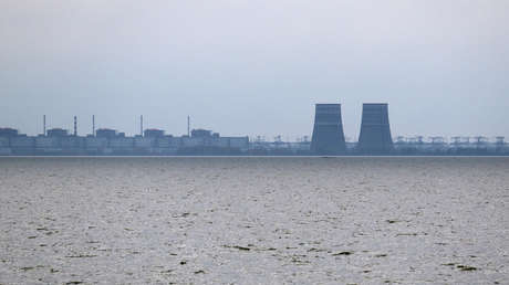 El OIEA confirma explosiones y humo cerca de la mayor planta nuclear de Europa