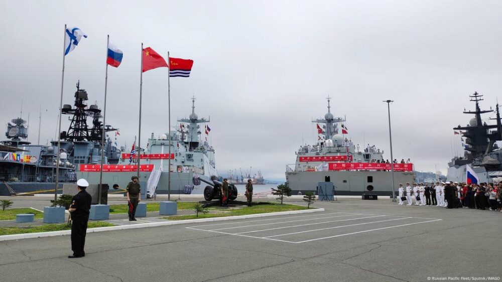 El ejercicio es de carácter defensivo y no está dirigido contra otros países, según la declaración de la Flota del Pacífico rusa, que añadió que el ejercicio constará de fases terrestres y marítimas.