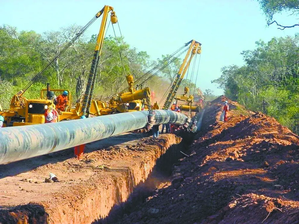 La construcción del gasoducto a Brasil y el contrato de exportación de gas fueron un logro para el país. Foto: CBH, revista Petróleo y gas y ABI