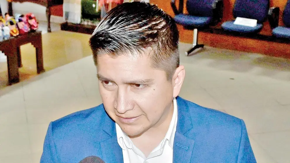 Juan Carlos Medrano, acompañante de fórmula de Manfred Reyes Villa. / APG
