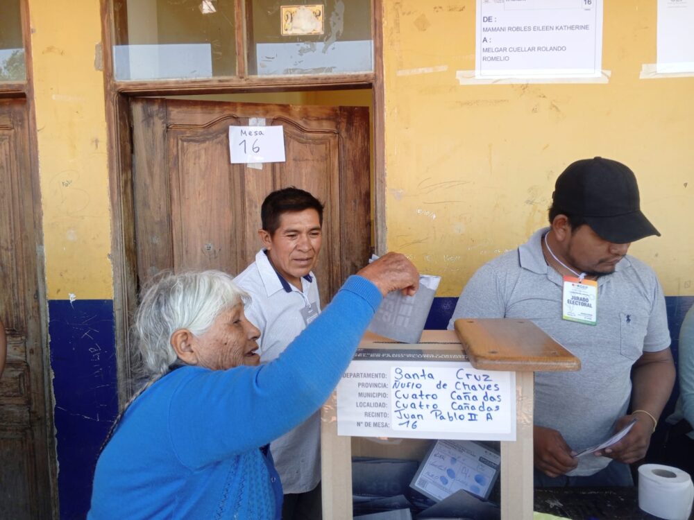 Votaciones en Cuatro Cañadas