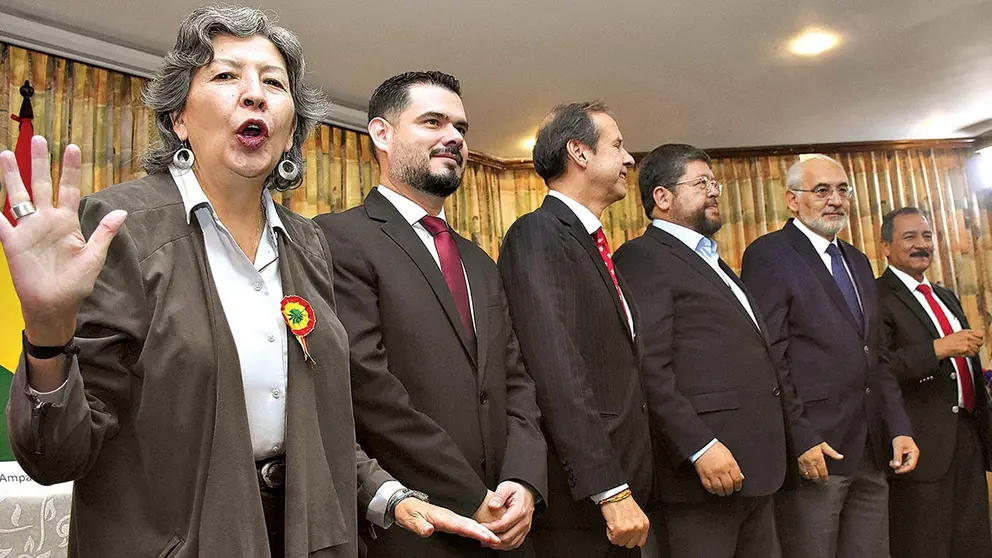 El “bloque de unidad opositora” anuncia la incorporación de Amparo Ballivián y Vicente Cuellar./ APG