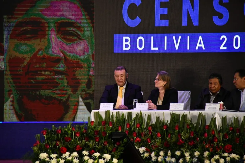 Las autoridades en la presentación de los resultados del censo 2024. Foto: APG