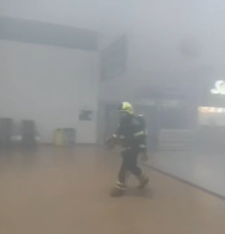 Un cortocircuito fue lo que ocasionó retrasos y suspensión temporal de vuelos en el aeropuerto de Viru Viru