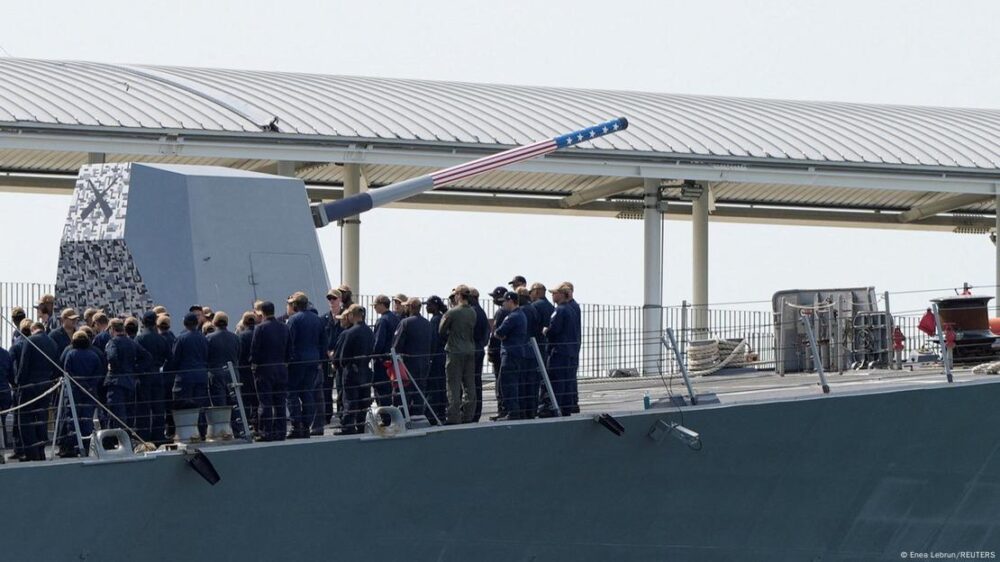Siete buques de guerra y un submarino nuclear de Estados Unidos están o estarán pronto en el Caribe, con más de 4.500 marineros e infantes de marina