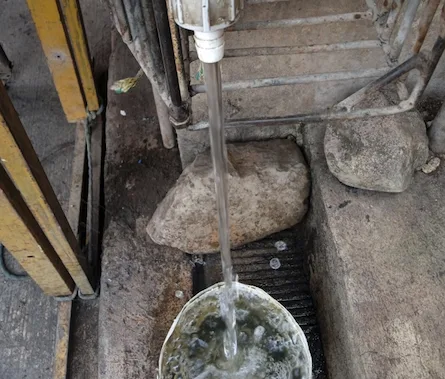 Personal de salud señaló que el agua podría estar contaminada.
