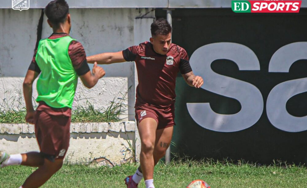 Henry Vaca en un entrenamiento de Oriente.