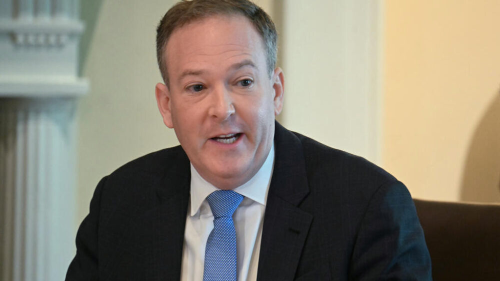 Lee Zeldin, administrador de la Agencia de Protección Ambiental de EEUU (EPA), en una reunión de gabinete en la Casa Blanca, en Washington, el 30 de abril de 2025