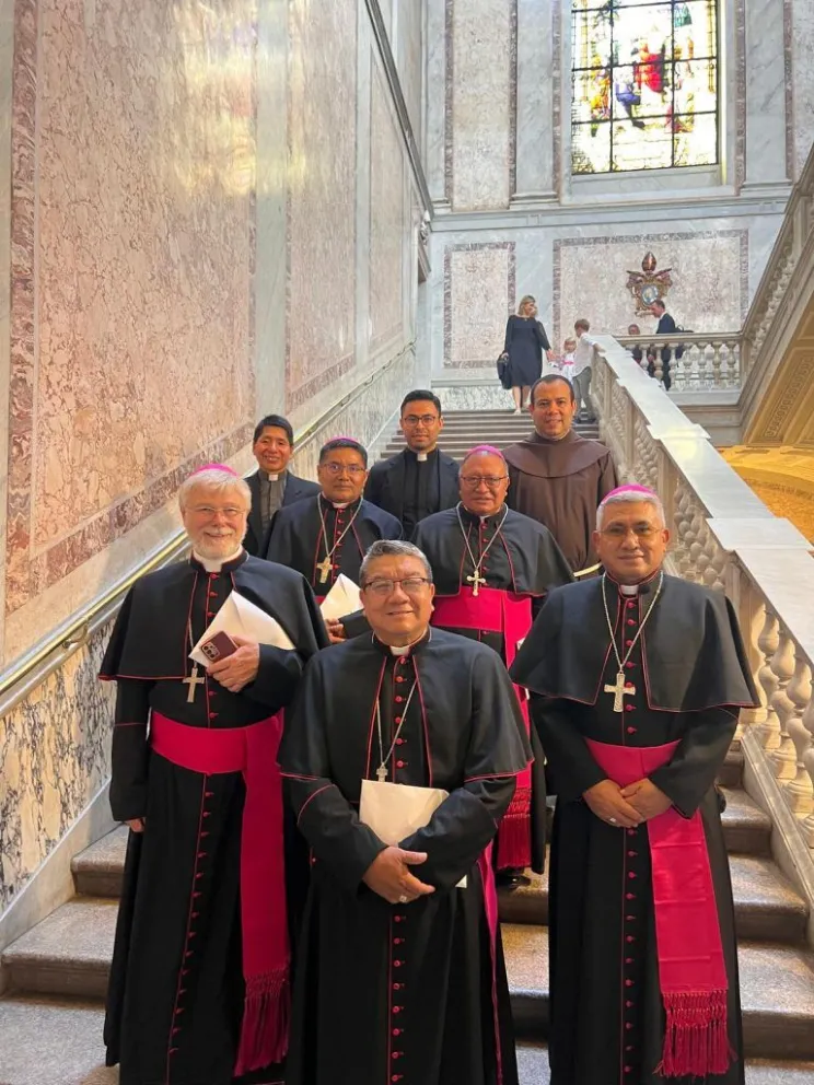 Obispos de Bolivia se reúnen con el Papa León XIV y le piden que visite el país