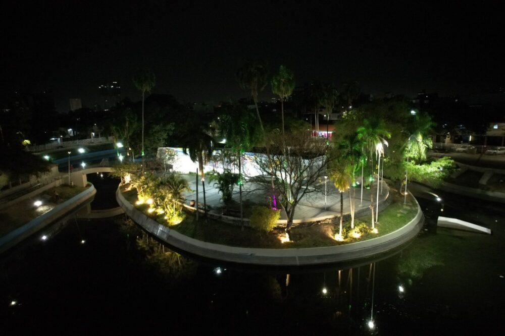El Parque El Arenal con nueva iluminación | Alcaldía cruceña 