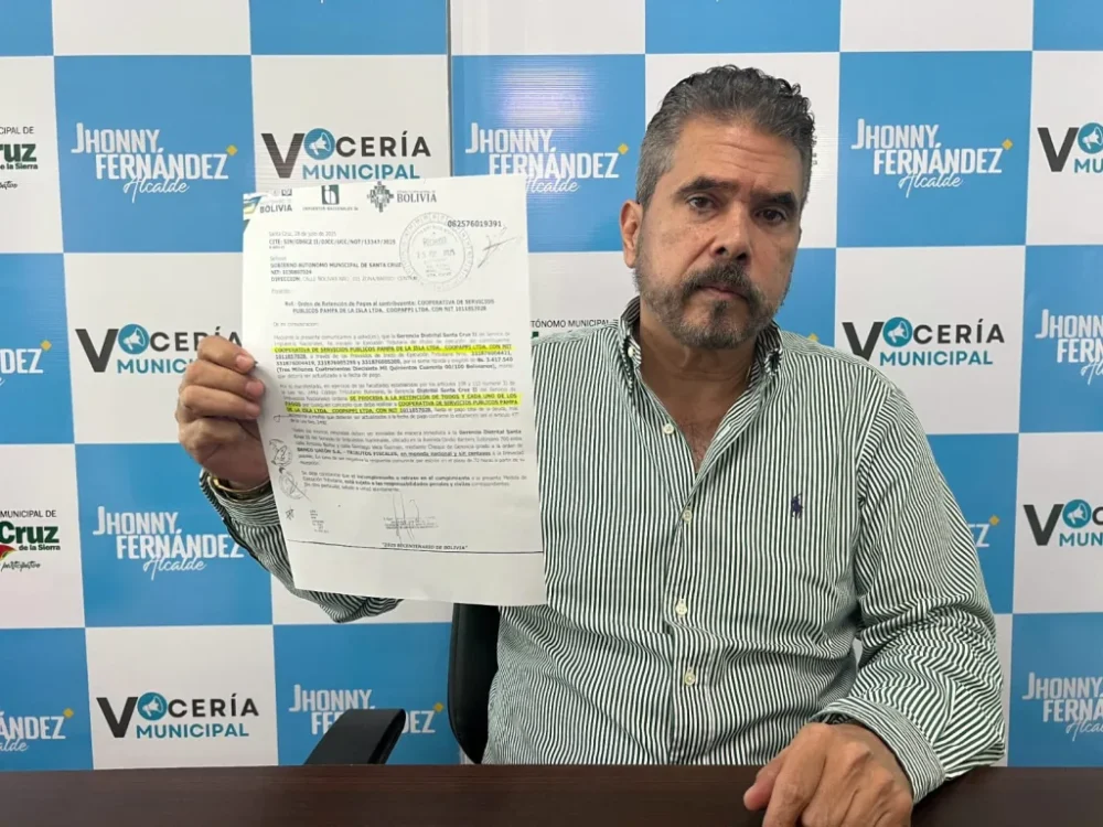 Bernardo Montenegro señaló que el corte de agua no es por una deuda municipal.