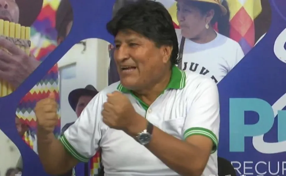 Evo Morales este domingo durante su programa. Foto: Captura de video