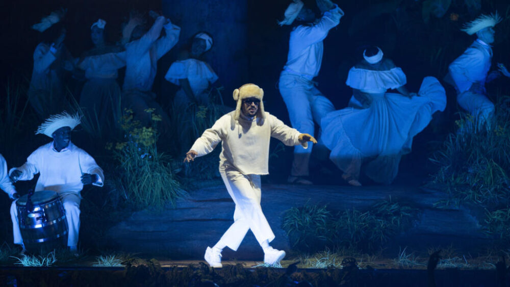 Bad Bunny durante un concierto en San Juan, Puerto Rico, el 11 de julio de 2025.