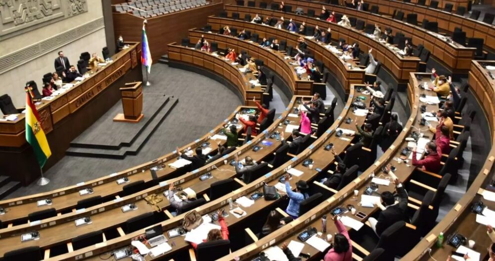 Ejecutivo enviará el PGE 2026 al Legislativo este mes, cumpliendo el plazo constitucional