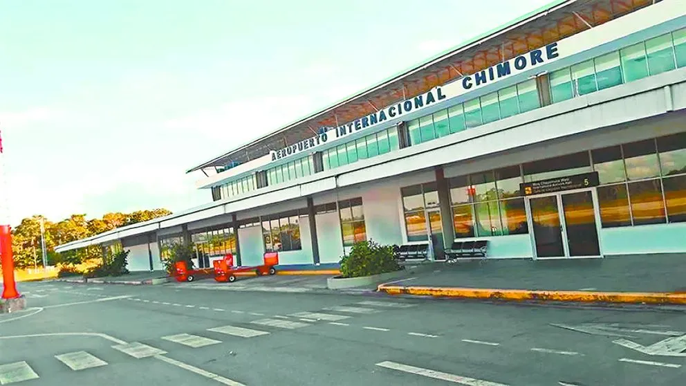 Las instalaciones cerradas del Aeropuerto Internacional Chimoré, ahora. FOTO: Naabol