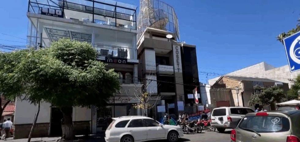 Disputas internas frenan salvataje de Cosett a días del remate de su edificio central