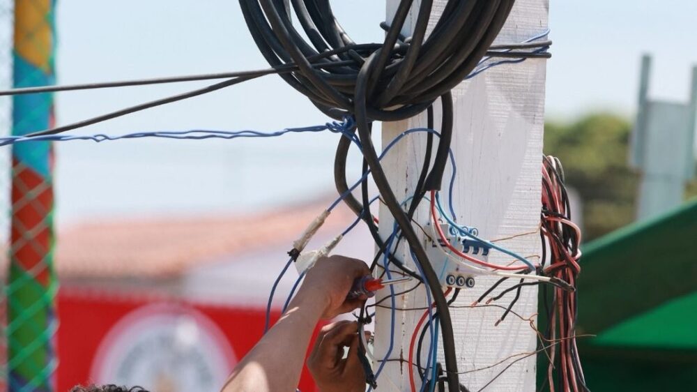Feria de Alasita: La precariedad en juegos mecánicos revela falta de control y expone a visitantes