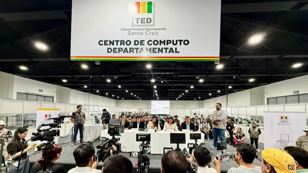 Centro de Cómputo Departamental de Santa Cruz. TED SANTA CRUZ