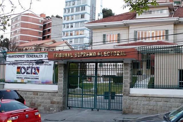 ABI - TSE aprueba reglamento para supervisar elección de dirigencias y aprobación de estatutos de organizaciones políticas