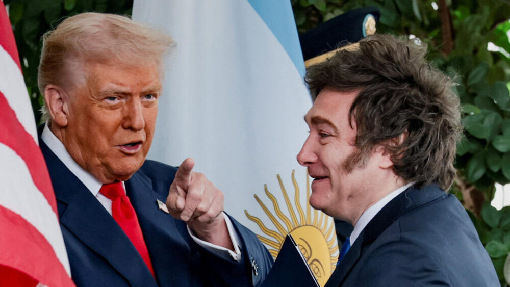 El presidente estadounidense, Donald Trump, recibió al jefe de Estado argentino, Javier Milei, en la Casa Blanca el 14 de octubre de 2025.