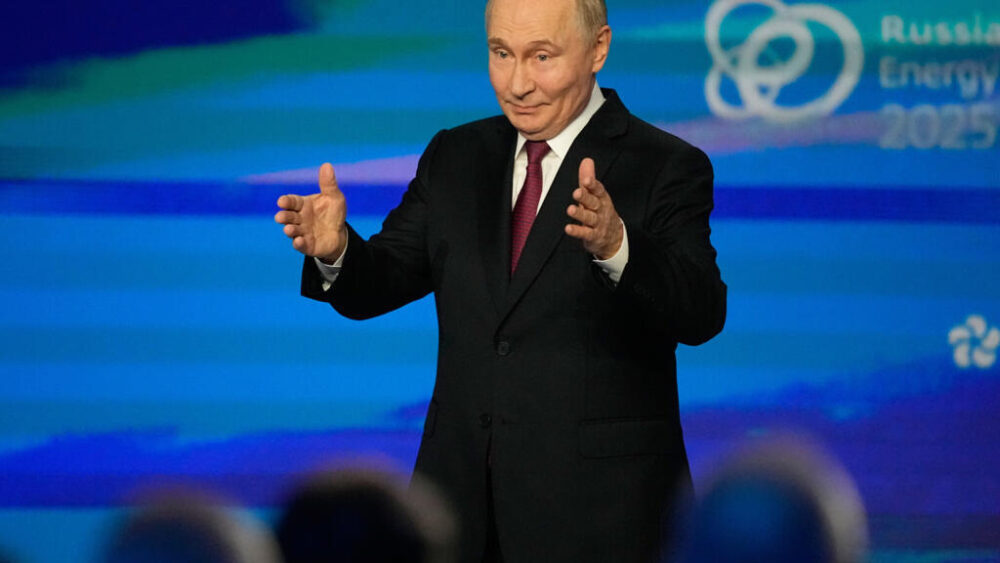 El presidente de Rusia, Vladimir Putin, el 16 de octubre de 2025 en el foro Semana de la Energía Rusa, en Moscú