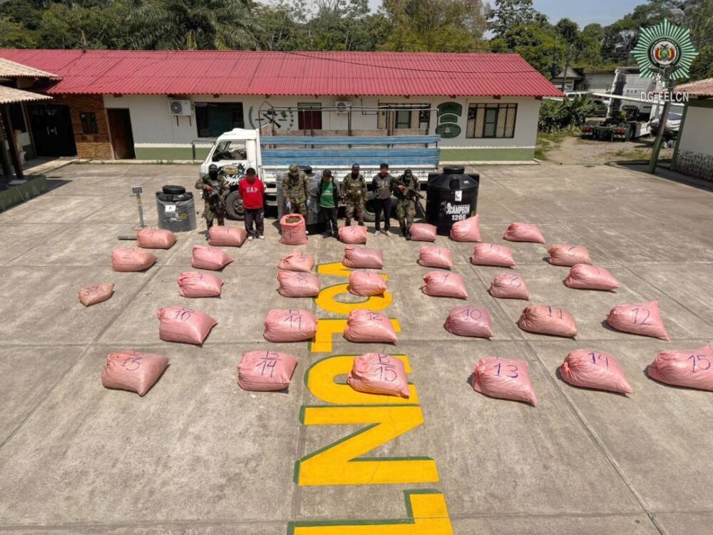 Can ´Vitto´ detecta marihuana oculta en tanques plásticos 