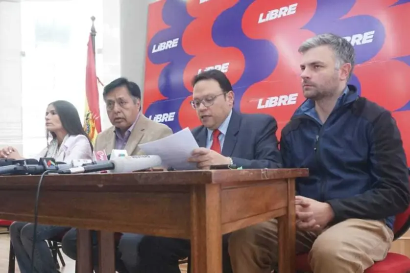 Representantes de Libre. APG