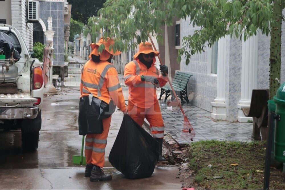 Los cementerios cerrarán el miércoles para trabajos de limpieza y fumigación