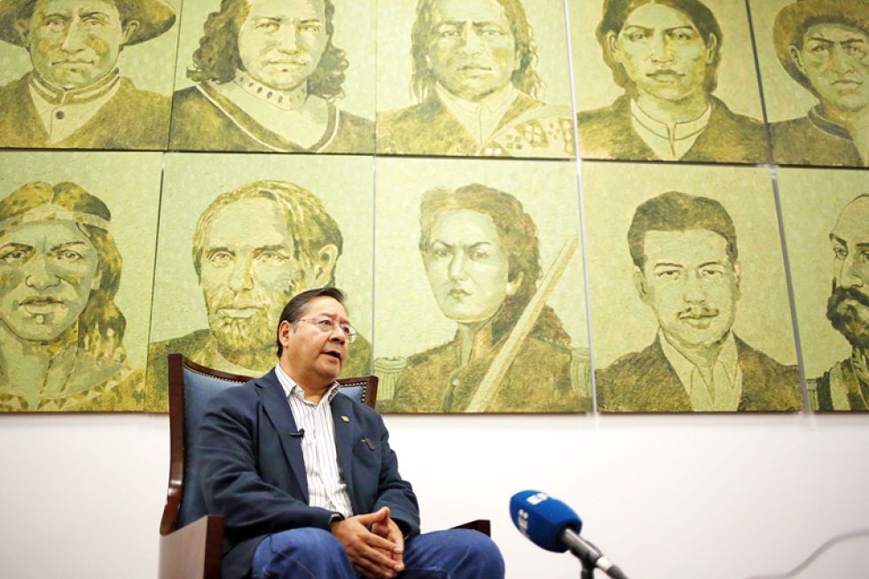 LA PAZ. Luis Arce, en una entrevista que concedió a la agenciaa EFE en la Casa Grande del Pueblo.