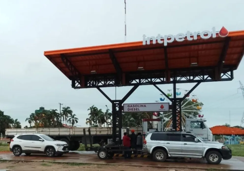 La estación de servicio de Intpetrol, ubicada en el kilómetro 12 de la carretera a Warnes. Foto: Intpetrol