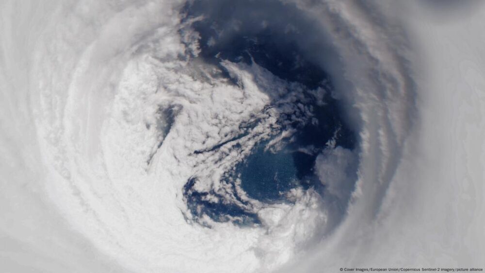 El ojo del huracán Melissa reveló una estructura bien formada de 18 kilómetros de extensión. El ojo del huracán Melissa reveló una estructura bien formada de 18 kilómetros de extensión.