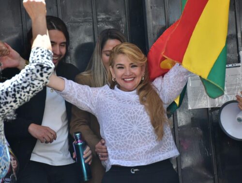 Añez, libre: «Se tuvo que ir el monstruo para que se reconozca que jamás hubo un golpe de Estado»