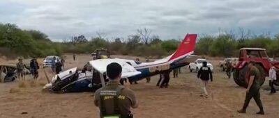 Hallan más droga donde cayó una avioneta con matrícula boliviana en Argentina y dos pilotos fueron aprehendidos