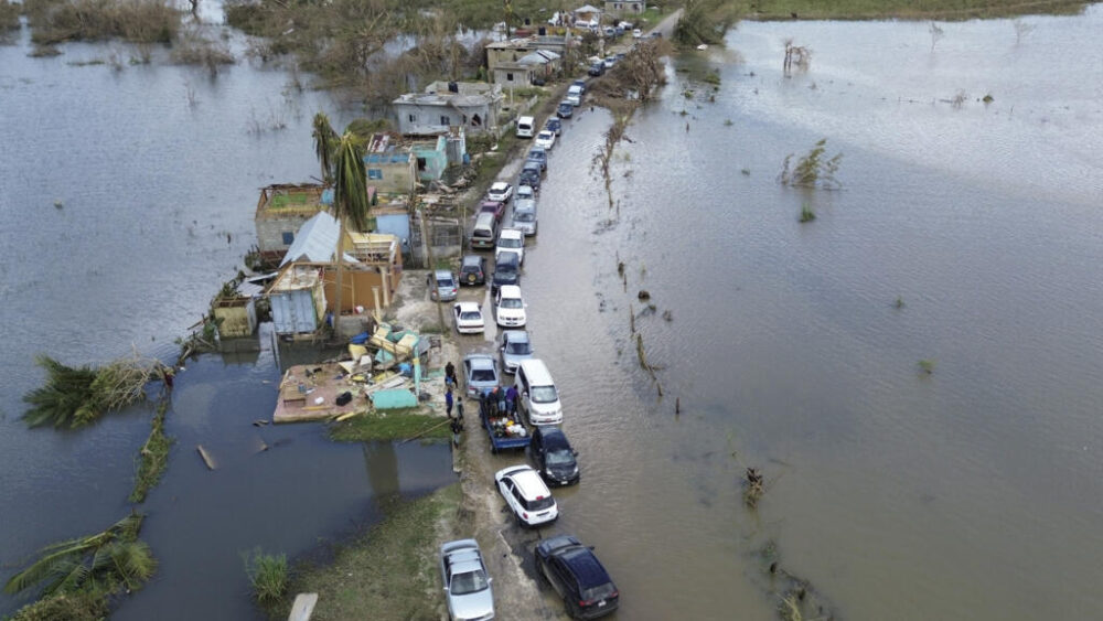 El huracán Melissa provocó inundaciones en Jamaica en octubre