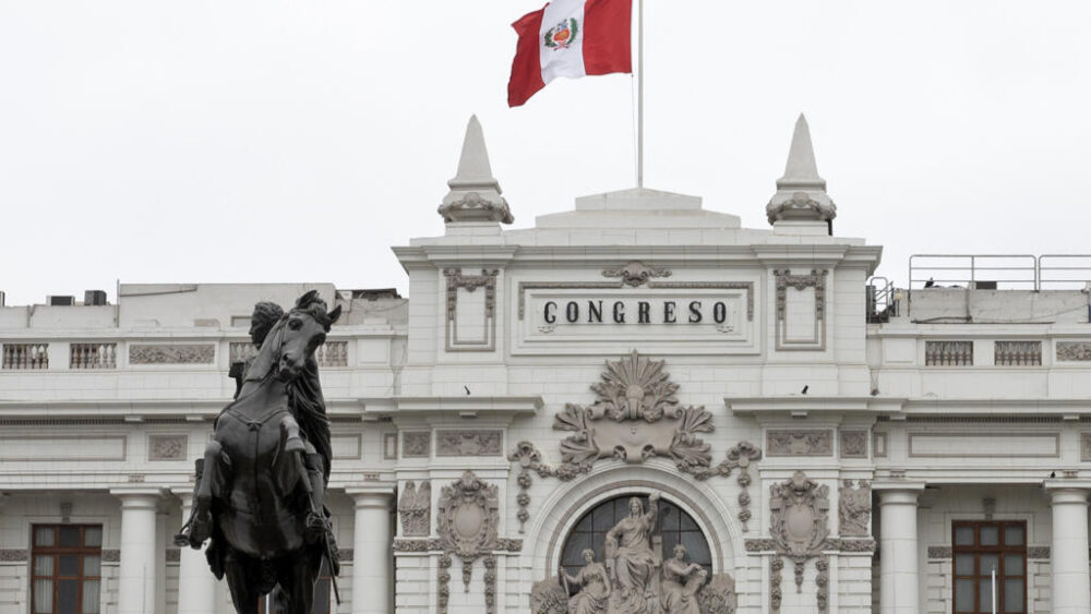 El Congreso de Perú el 7 de diciembre de 2022, poco después de que se juramentara a Dina Boluarte como presidenta en reemplazo al destituido Pedro Castillo.