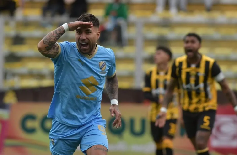 Batallini festeja su tanto al Tigre. Foto: APG.