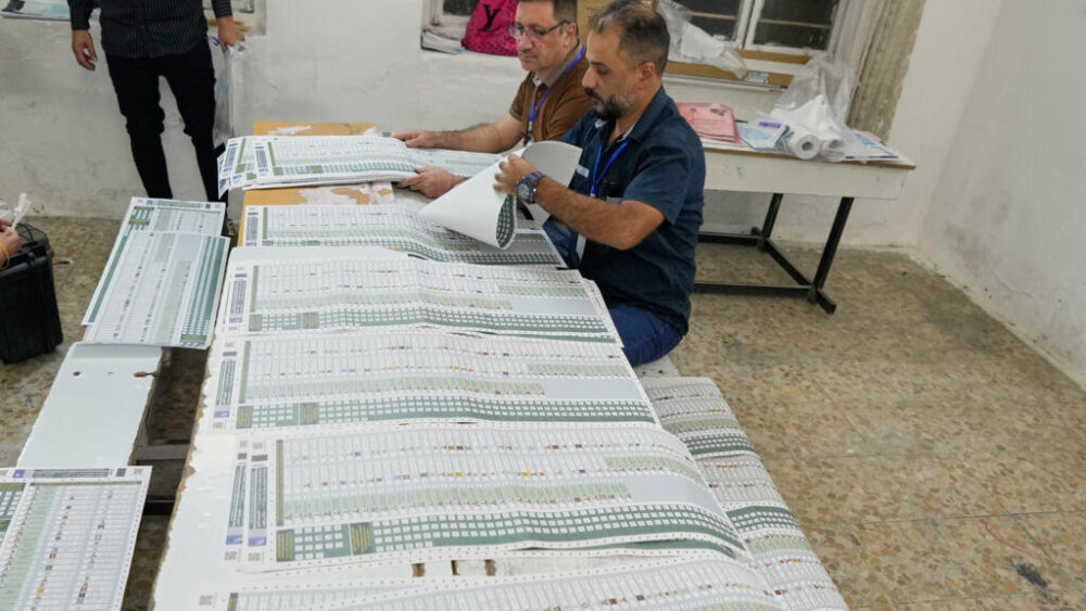 Irak: preparativos en los colegios electorales con vistas a las elecciones legislativas del 11 de noviembre. 