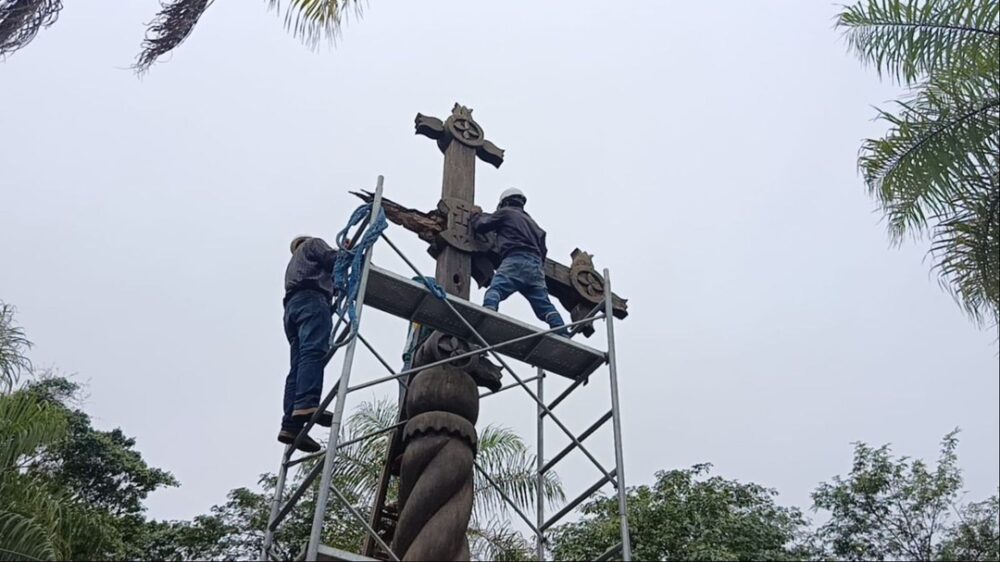 San Xavier: una cruz, que data de las Misiones Jesuitas, quedó destruida por falta de mantenimiento