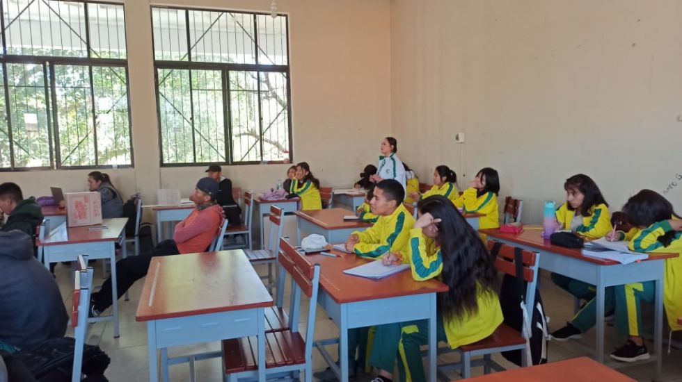 Tarija revive pedido de ítems y horas históricas al nuevo Ministerio de Educación Tarija revive pedido de ítems y horas históricas al nuevo Ministerio de Educación