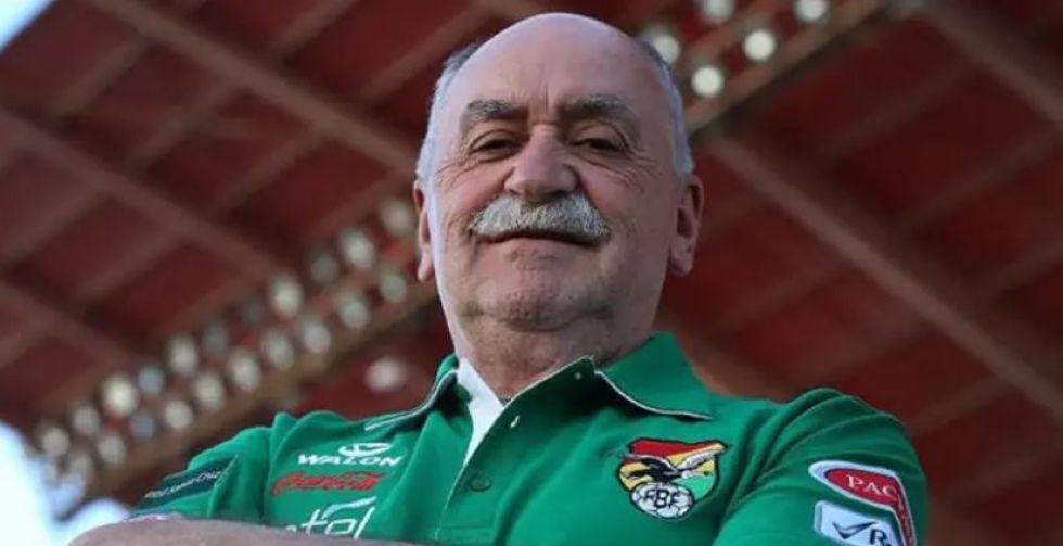 El exentrenador de la Selección Boliviana Xabier Azkargorta.