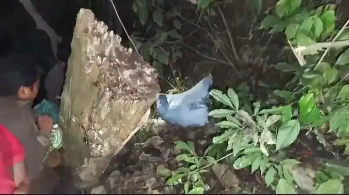 Una menor de edad fue hallada muerta dentro de una bolsa de yute en Chulumani. FOTO: Captura Red Yungas
