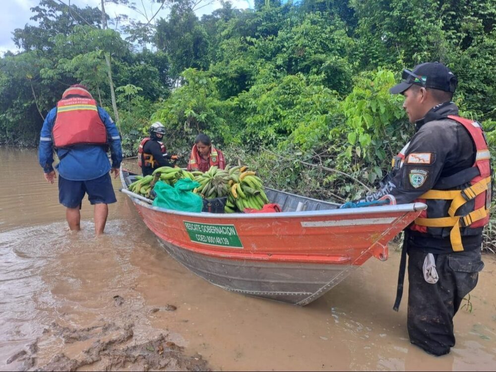 Desborde de ríos: más 100 personas fueron evacuadas en Yapacaní, incluyendo sus mascotas, pues se rehúsan a dejarlas