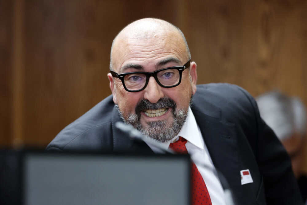 Koldo García, exasistente del exministro de Transportes José Luis Ábalos, comparece ante una comisión de investigación en el Senado español, en Madrid, el 22 de abril de 2024