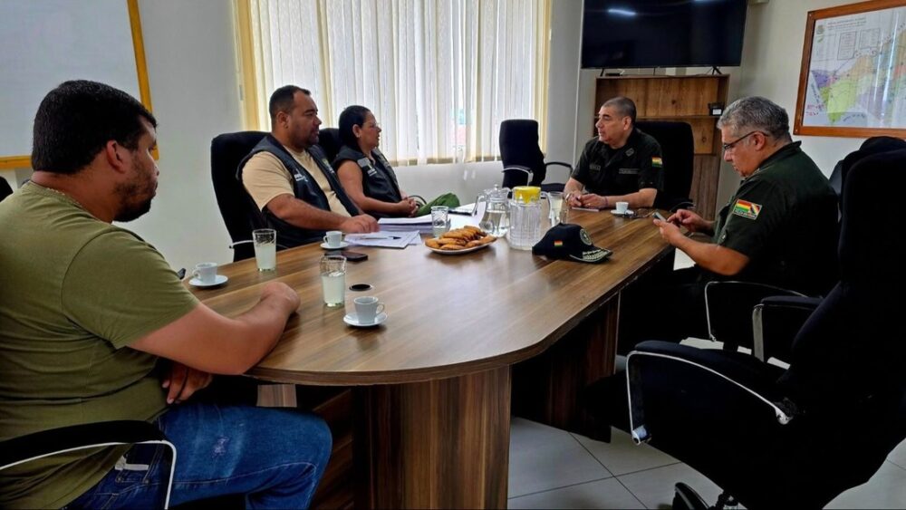 Policía de Pando y fuerzas de Brasil acuerdan patrullajes intensivos por Navidad y Año Nuevo- Policía de Pando y fuerzas de Brasil acuerdan patrullajes intensivos por Navidad y Año Nuevo