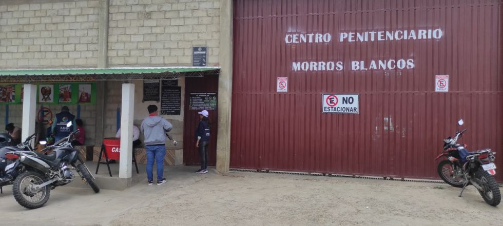 Protestas y violencia acechan al penal de Morros Blancos Protestas y violencia acechan al penal de Morros Blancos