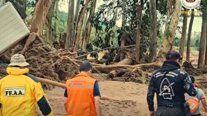 Imágenes impresionantes que dejó la tragedia con muertos por las inundaciones y desborde de ríos en Santa Cruz