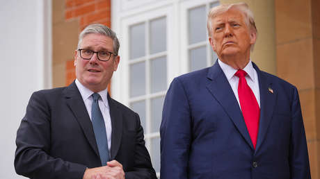 Starmer bajo presión para intervenir en la disputa entre Trump y la BBC